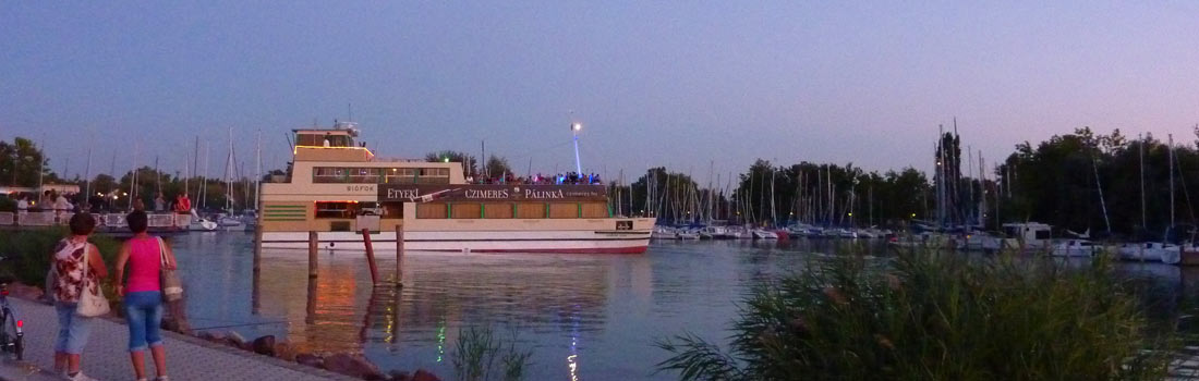 Discoschiff - Parytboot am Balaton