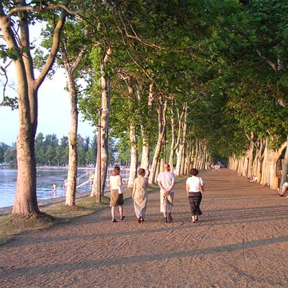 uferpromenade in Balatonföldvár